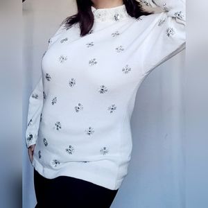 Victoria Harbour Any Holiday Sweater Embellished Crystal Embroidered White Med